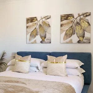 ortigia-boutique-suites.sicilyhotelsitaly.net/